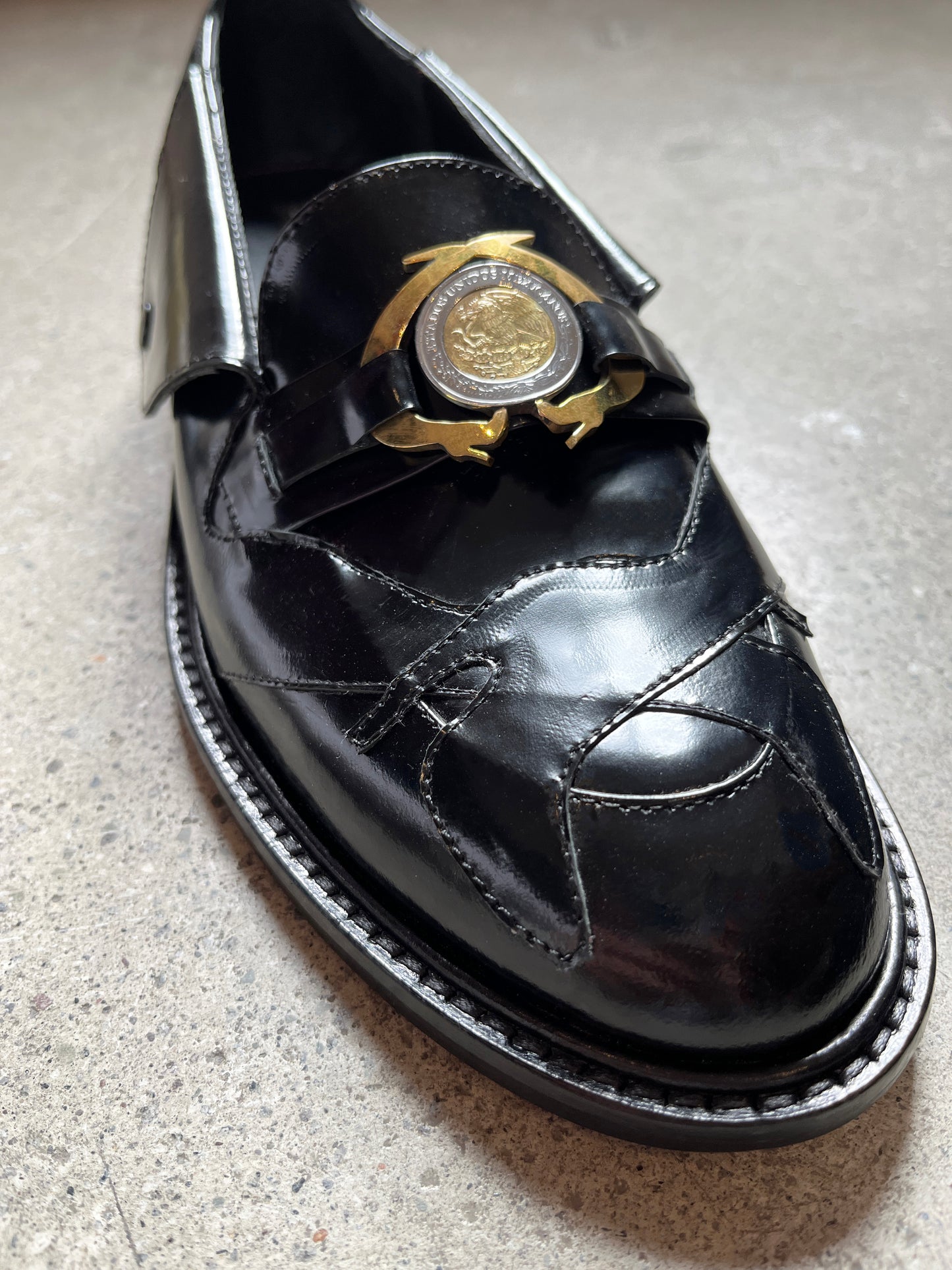 DE A 10 PESITOS LOAFERS
