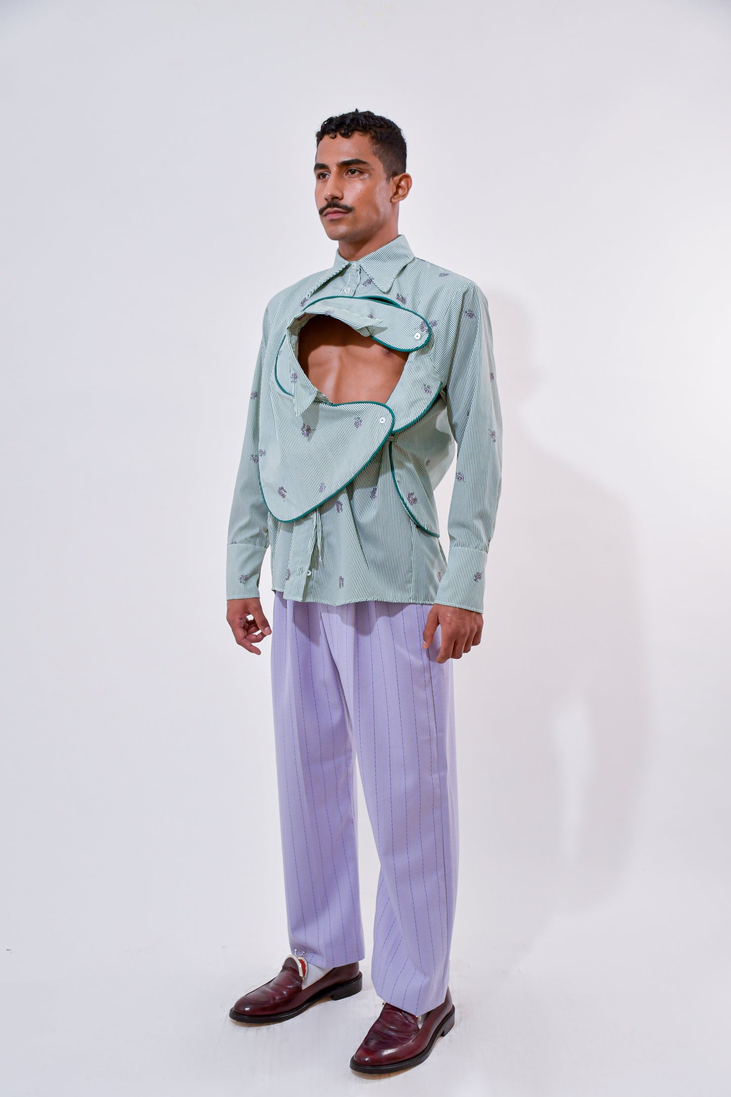 PINZAS DE LAVADO PLEATED TAILORED TROUSERS